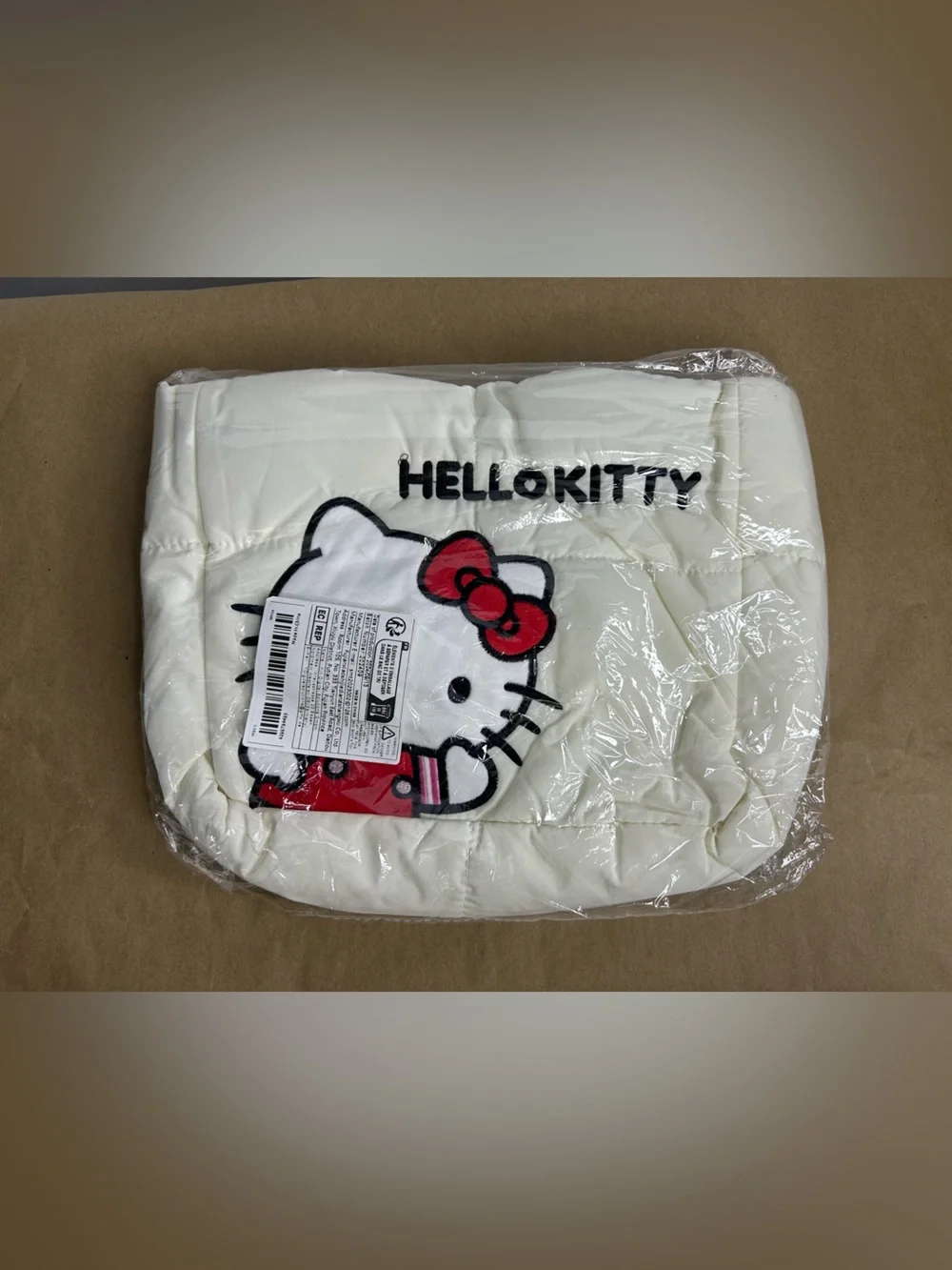 5‎ for $25🔥Hello Kitty Puffer Tote Bag- New